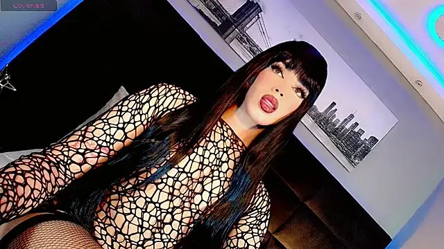 Baby-Isa on StripChat