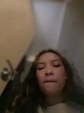 baby_lizy on StripChat