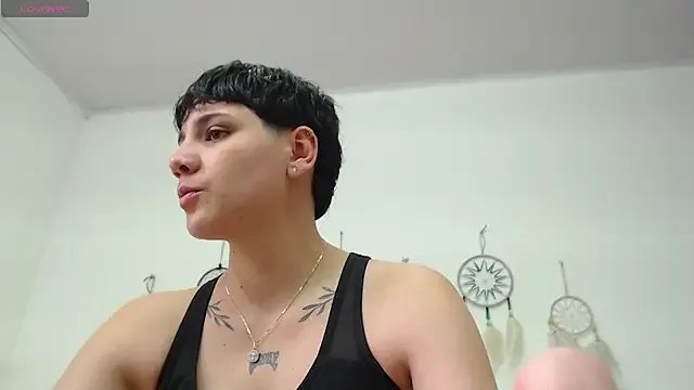 bad_giirl_ on StripChat