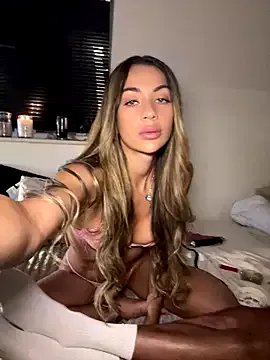 Freechat Badcrystal on StripChat