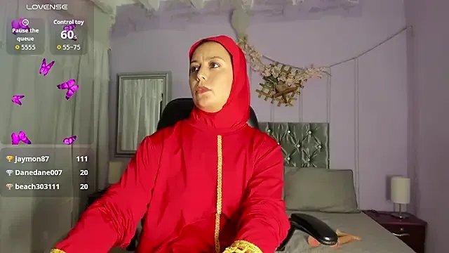 BadraSaadi on StripChat