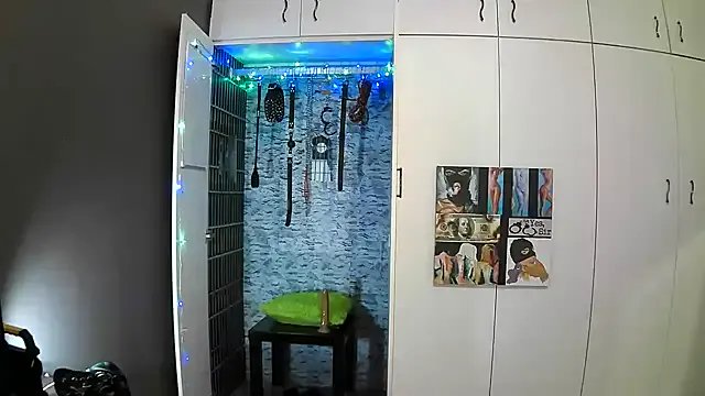 Private BaDSubMiss on StripChat