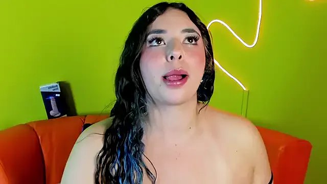 Freechat Bagiolett on StripChat