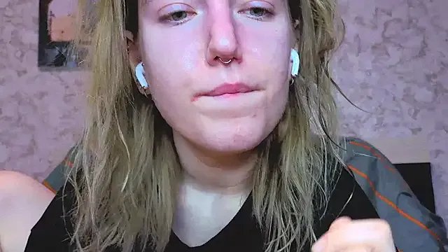 Baiambel_Mi on StripChat