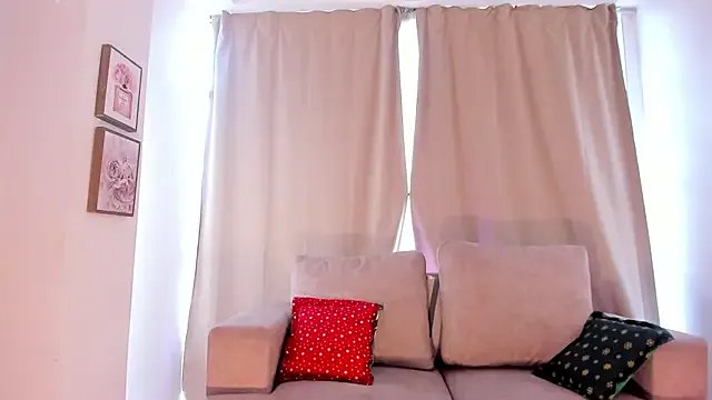 barbie_es on StripChat