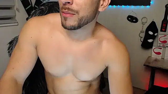 bayronfit on StripChat