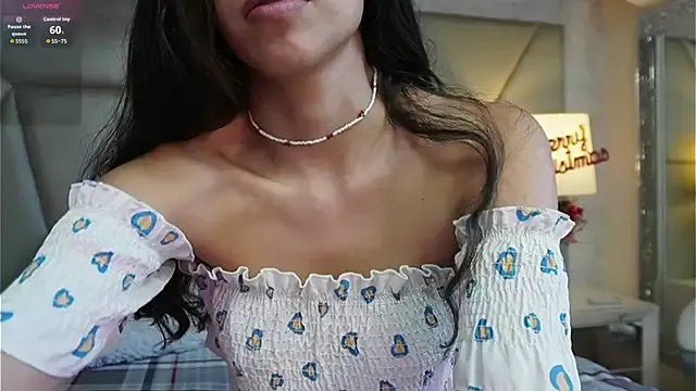 Be_curious on StripChat