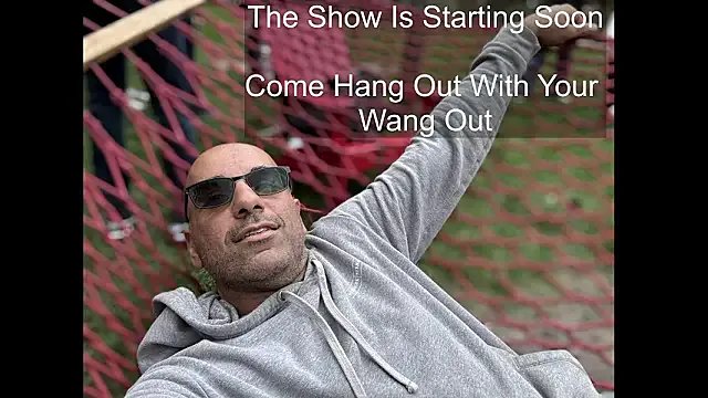 bear_russian_hunk — Get naked, put in ass toy