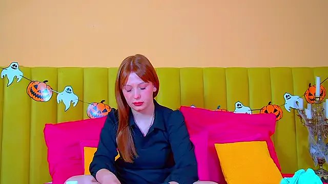 BeatriceBinoche on StripChat