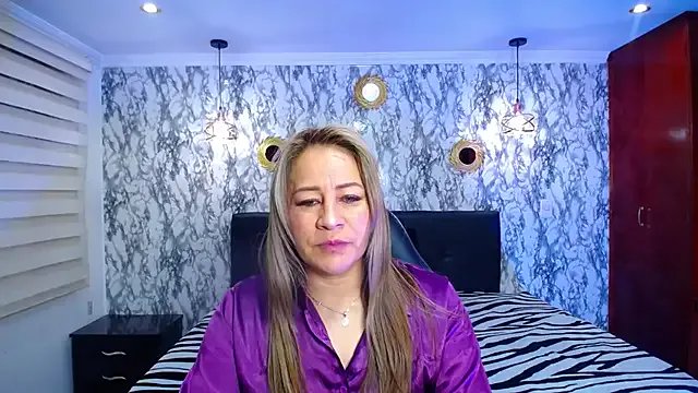 BeatrizSchmidt on StripChat