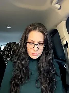 Freechat BeautifulMesss on StripChat