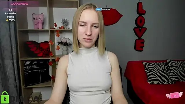 BeautyBlondy on StripChat