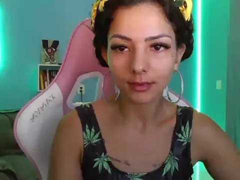 BeellyDance on StripChat