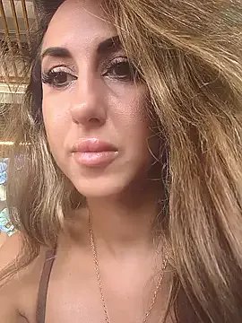 Bella-Grace on StripChat