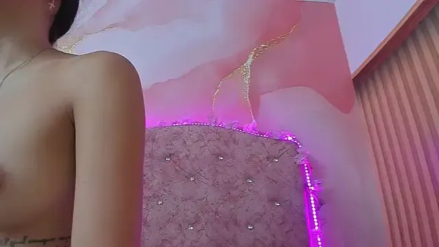 Bella__sweet on StripChat