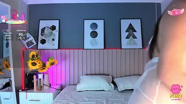 Bella_Williiams on StripChat