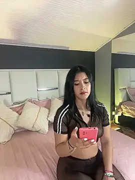 BellaFernandez__ on StripChat