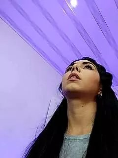 Bellagh1 on StripChat