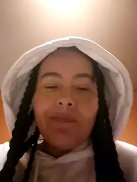 bellapaty on StripChat