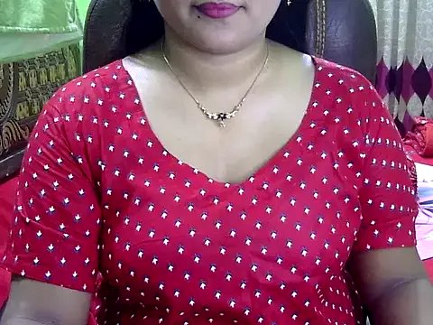 BengaliQueenStar on StripChat