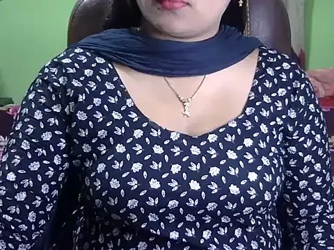 BengaliQueenStar on StripChat