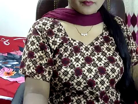BengaliQueenStar on StripChat