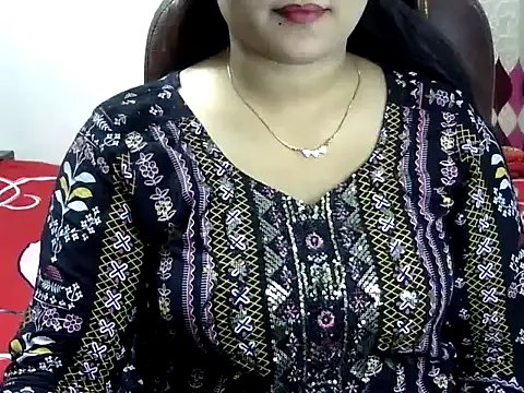 BengaliQueenStar on StripChat