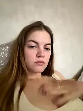 Bengamin_26 on StripChat