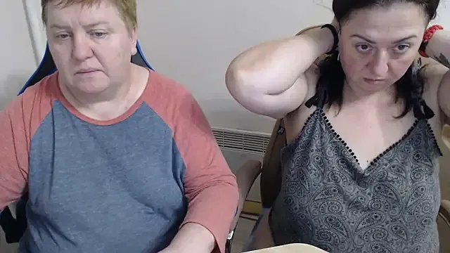 Bertie_Adeline on StripChat