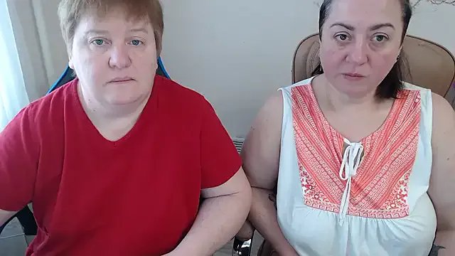 Bertie_Adeline on StripChat