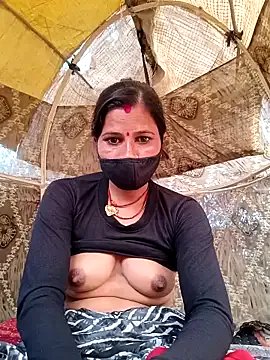 Bharti_thakurr on StripChat
