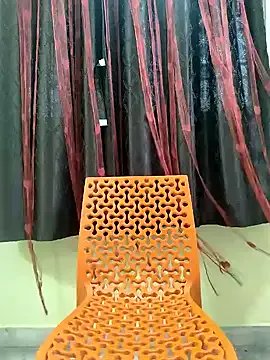 bhuvana_555 on StripChat