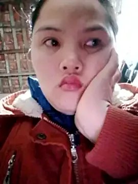 Freechat BigAssmomx on StripChat