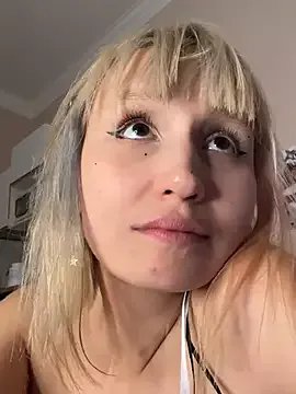 Freechat bigbabykiki on StripChat