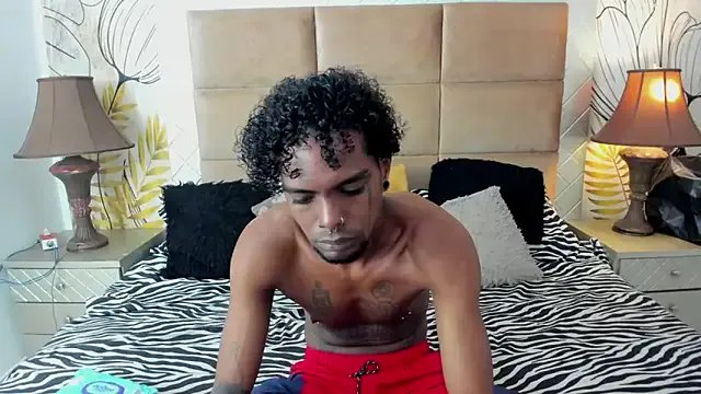 bigblackhotx1 on StripChat