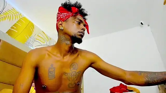 bigblackhotx1 on StripChat