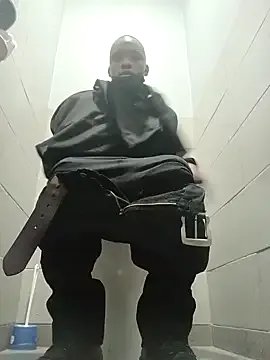 BigGamecharger on StripChat