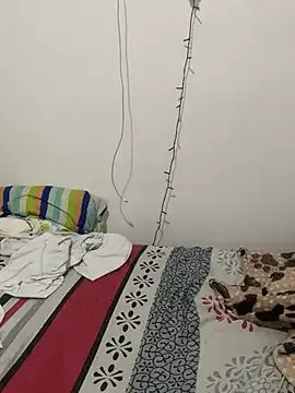 Bitch_Moonn on StripChat