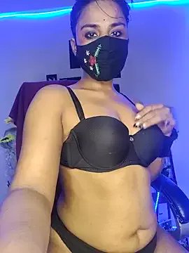 Black-Pearll on StripChat