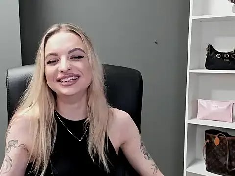 BlankaXCute — New girl on site! Let's have some fun x