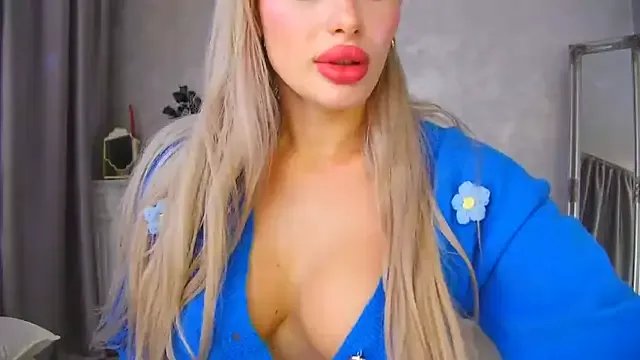 blonde_anna on StripChat