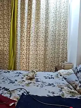 Blossam_07 on StripChat