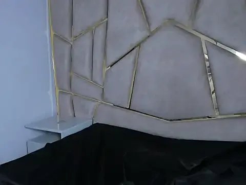 Blue_Vely — Naked and masturbation 