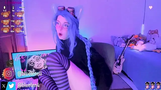 bluelen on StripChat