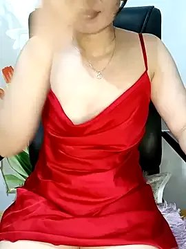 Blythe_69 on StripChat