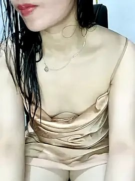 Blythe_69 on StripChat