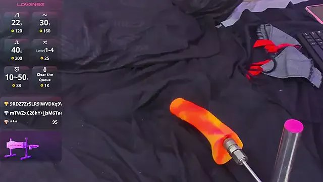 bonieklent on StripChat