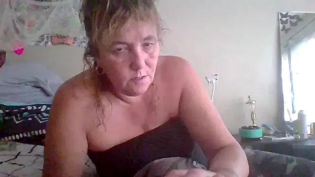 Freechat Bored_Grandma on StripChat