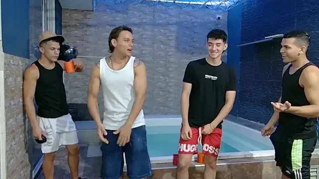 Boysgang_sex on StripChat