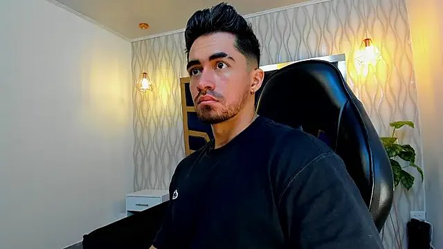 Brad_Summer on StripChat